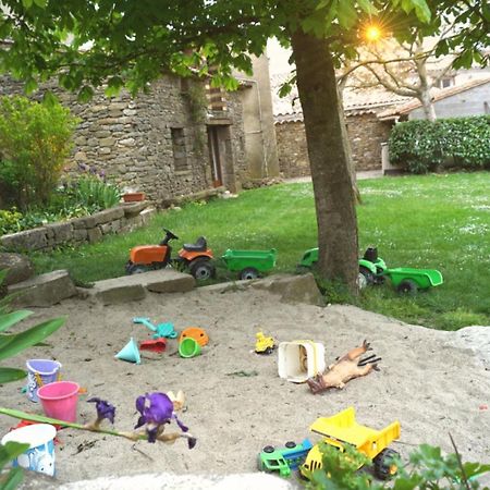 La Petite Maison Dans La Prairie Cassaignes ภายนอก รูปภาพ
