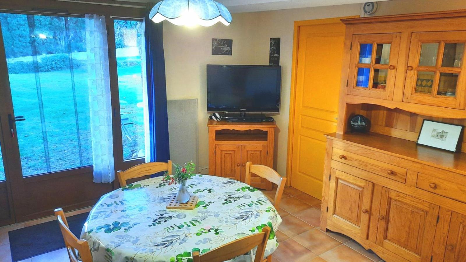La Petite Maison Dans La Prairie Cassaignes ภายนอก รูปภาพ